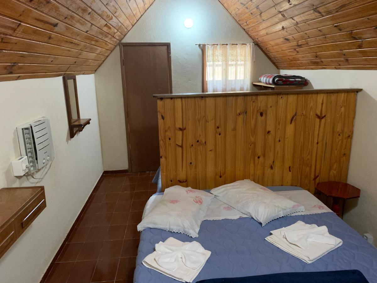 Pousada & Camping Serras Verdes กงแซร์วาตอเรีย ภายนอก รูปภาพ
