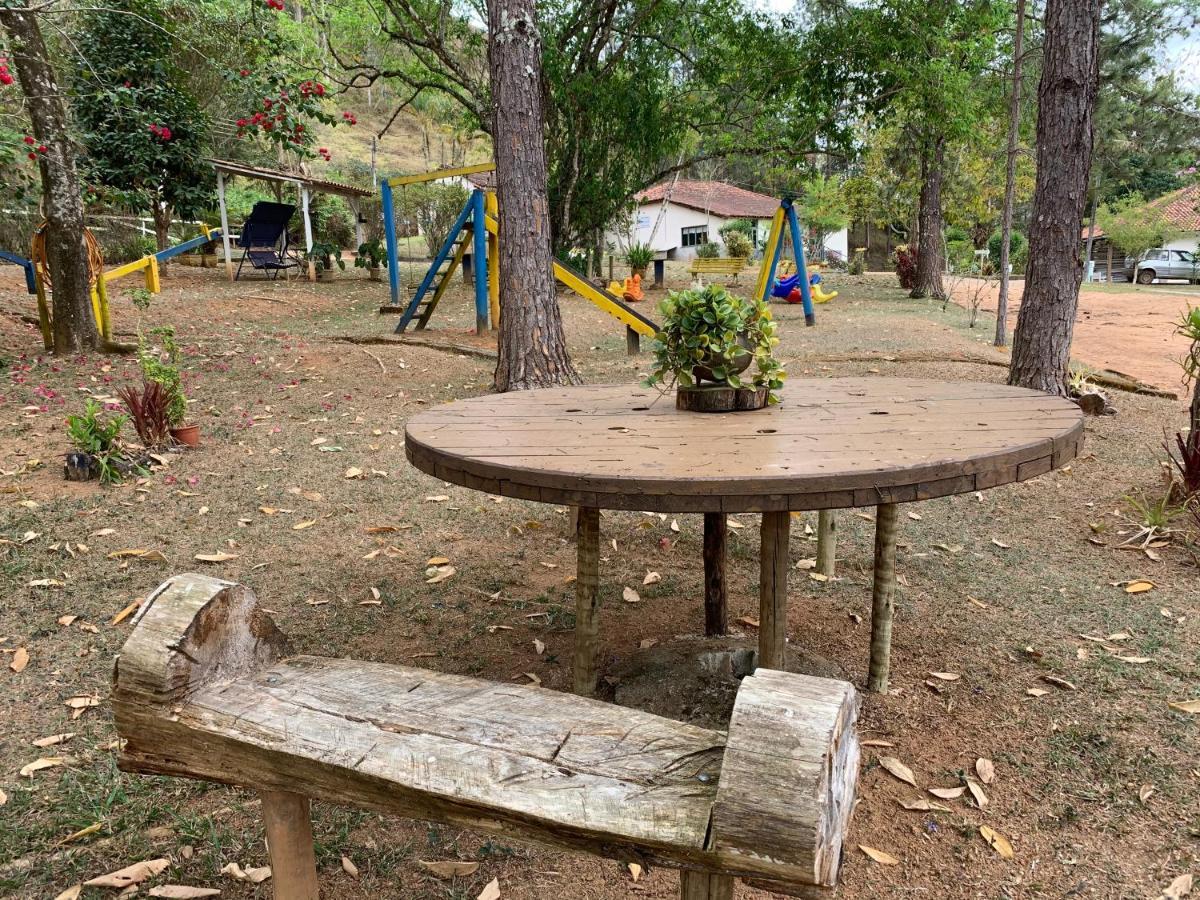Pousada & Camping Serras Verdes กงแซร์วาตอเรีย ภายนอก รูปภาพ