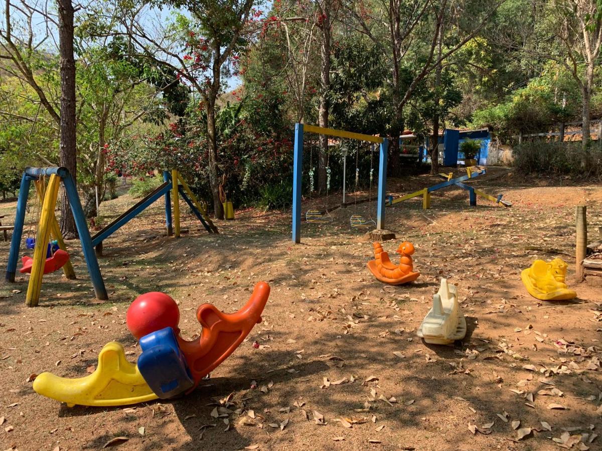 Pousada & Camping Serras Verdes กงแซร์วาตอเรีย ภายนอก รูปภาพ