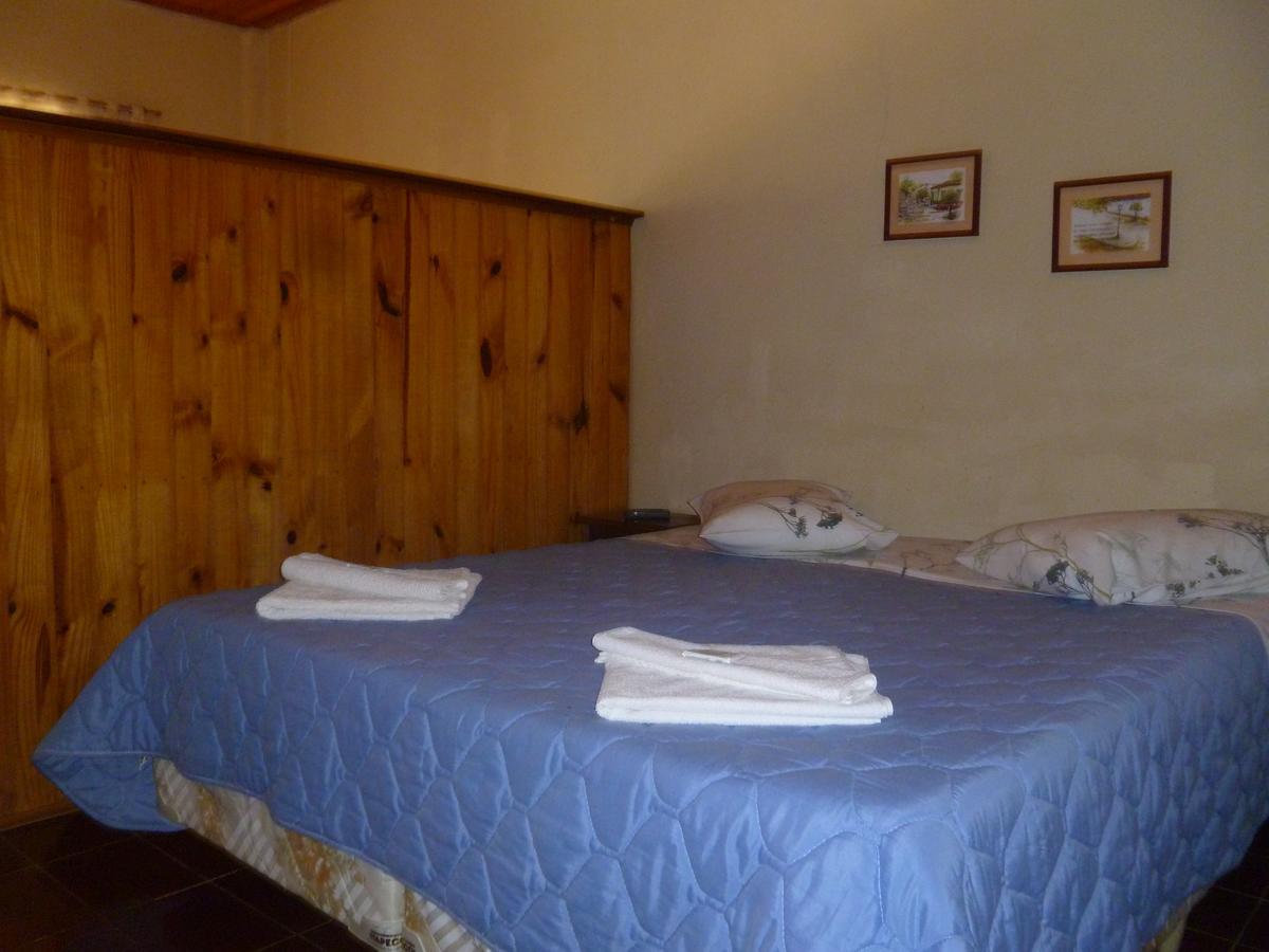 Pousada & Camping Serras Verdes กงแซร์วาตอเรีย ภายนอก รูปภาพ